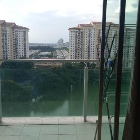 11-Modern Homestay Palazio Lake View Mount Austin Palazio Near Aeon Themepark Toppen Ikea Johor Bahru Bagian luar foto