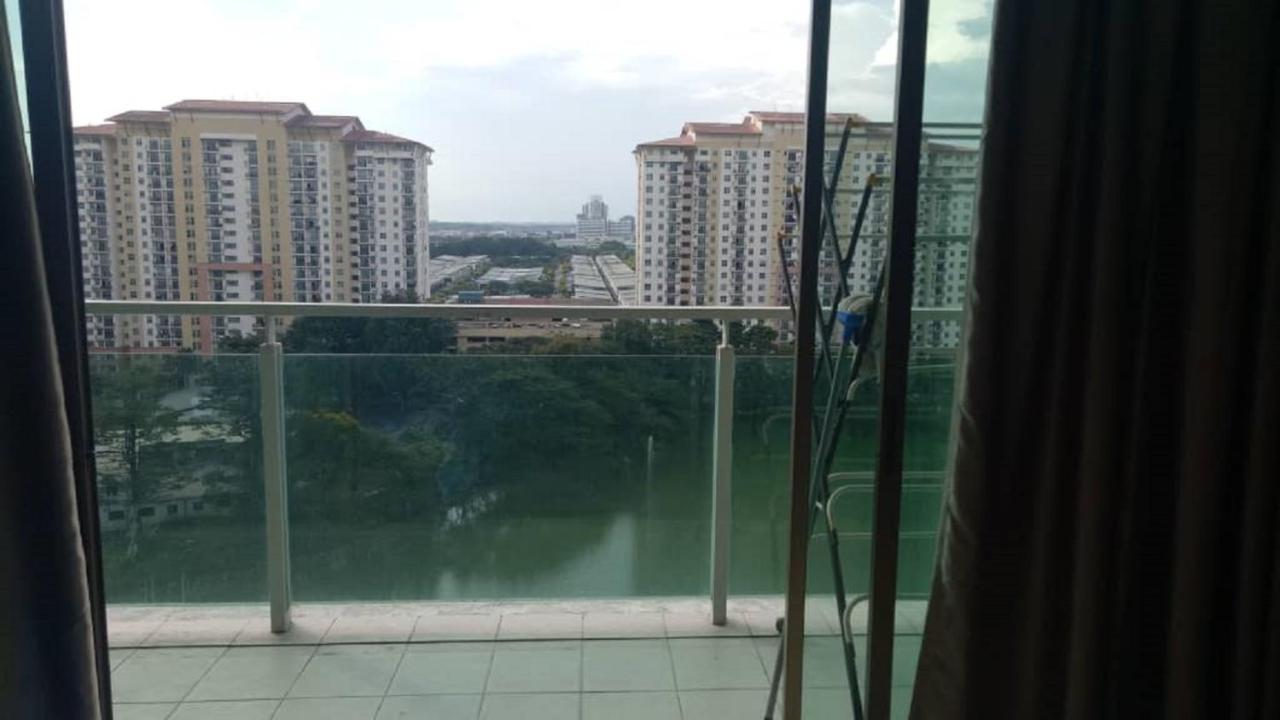11-Modern Homestay Palazio Lake View Mount Austin Palazio Near Aeon Themepark Toppen Ikea Johor Bahru Bagian luar foto