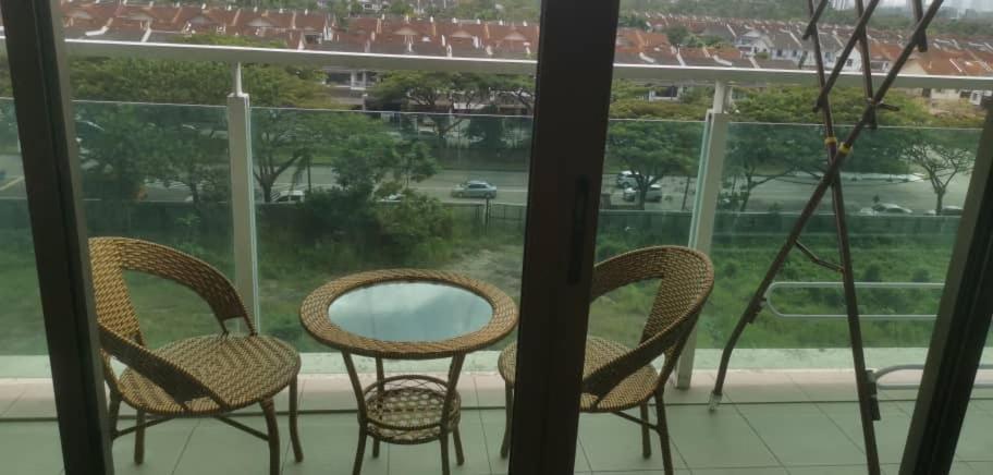 11-Modern Homestay Palazio Lake View Mount Austin Palazio Near Aeon Themepark Toppen Ikea Johor Bahru Bagian luar foto